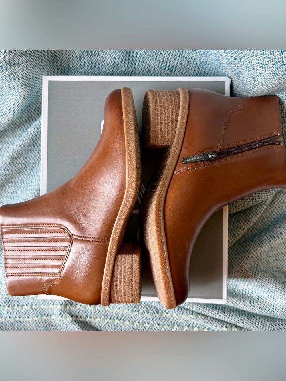 Dansko Daisie Waterproof Burnished Leather Tan Ankle Boots EU 40 NIB Equestrian